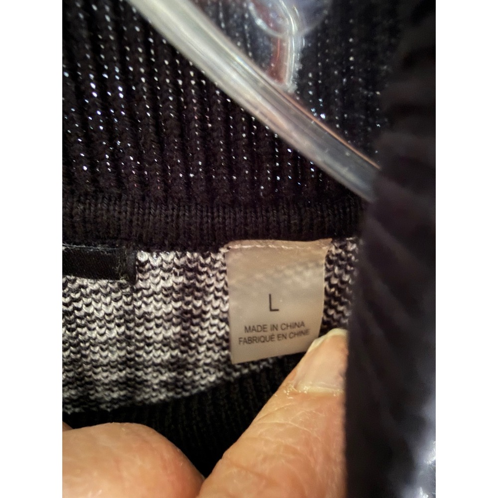 T Tahari Womens Black White Houndstooth Check Mock Neck Knit Sweater Size L - Picture 7 of 10